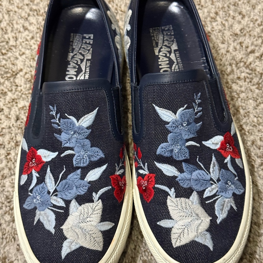 Salvatore Ferragamo Navy Slip-On Sneakers Floral Embroidery Size 8.5